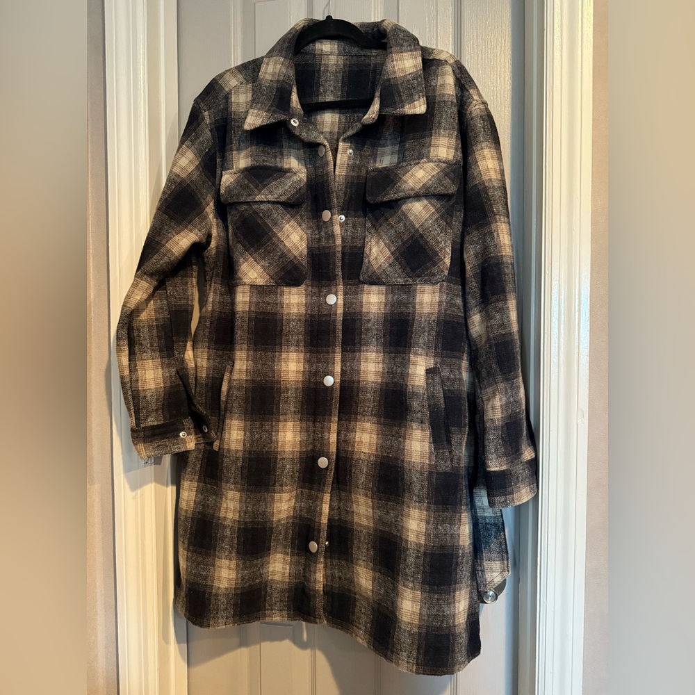 Plaid Women's Jacket - Black and Cream